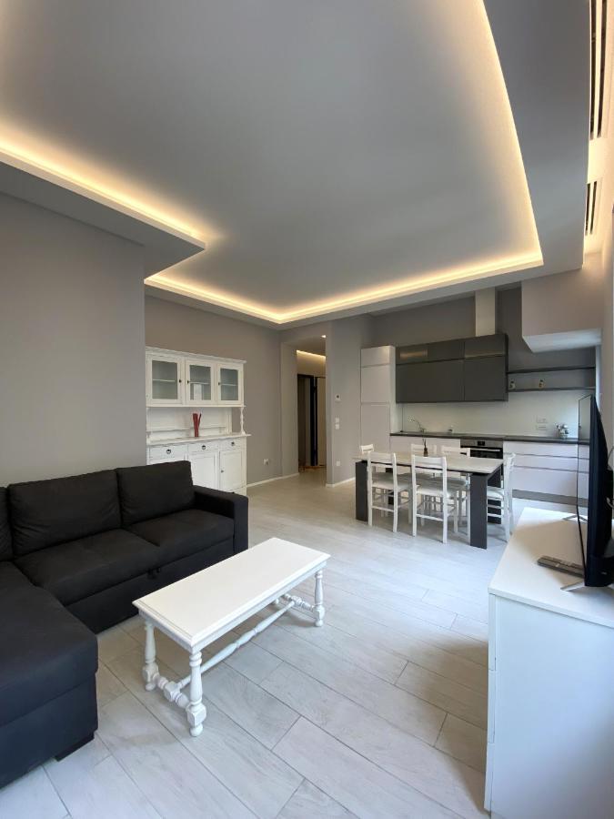 Ferienwohnung Casa Dante: Oneglia Centro-Marina-Spiagge Imperia Exterior foto