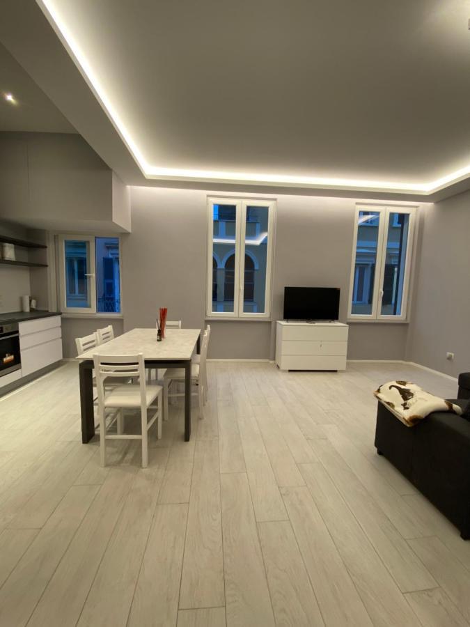 Ferienwohnung Casa Dante: Oneglia Centro-Marina-Spiagge Imperia Exterior foto
