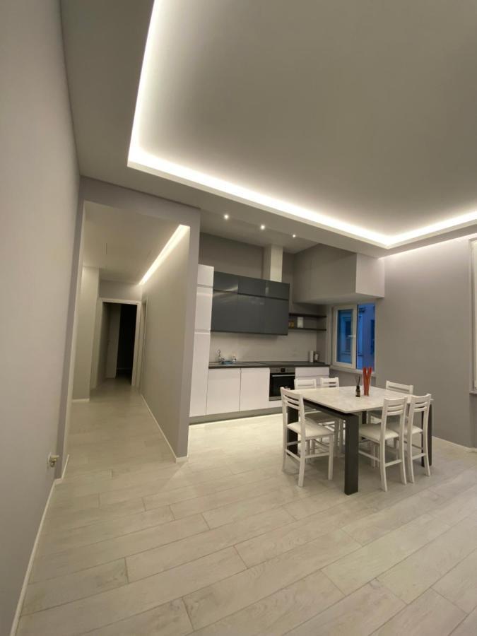 Ferienwohnung Casa Dante: Oneglia Centro-Marina-Spiagge Imperia Exterior foto