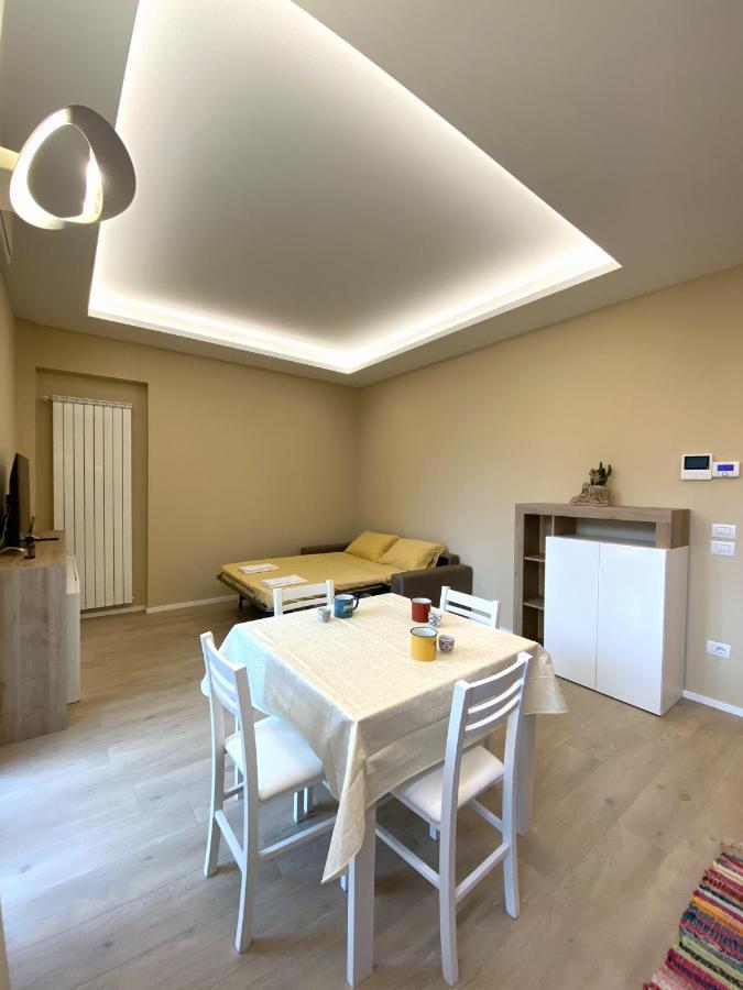 Ferienwohnung Casa Dante: Oneglia Centro-Marina-Spiagge Imperia Exterior foto
