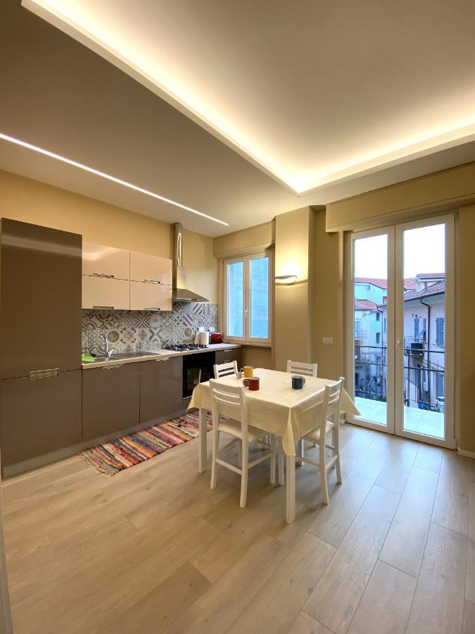 Ferienwohnung Casa Dante: Oneglia Centro-Marina-Spiagge Imperia Exterior foto
